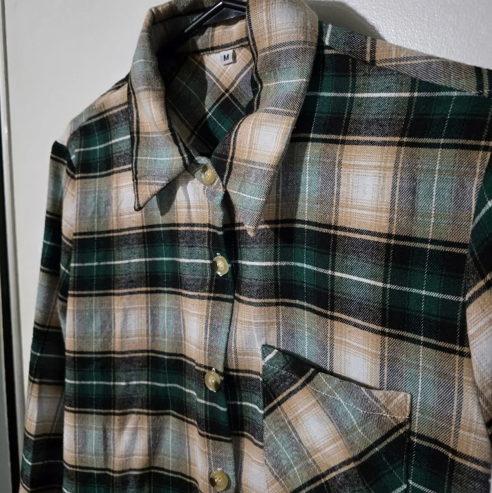 Womens Green Plaid Shirt☠︎︎ ⋆₊ ♱ - Picture 2 of 2